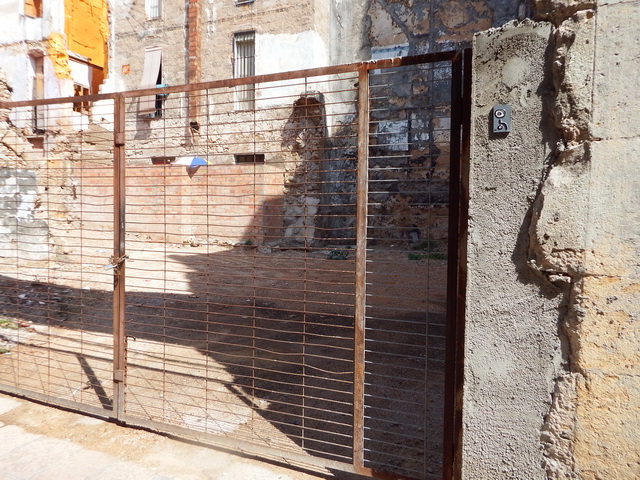 DSCF0989 Tarragona, Старый город, Национального археологического музей, Капитолийская волчица, крепостная стена. Espanya, El 2015