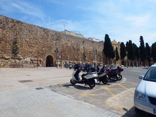  Tarragona, Старый город, Национального археологического музей, Капитолийская волчица, крепостная стена. Espanya, El 2015